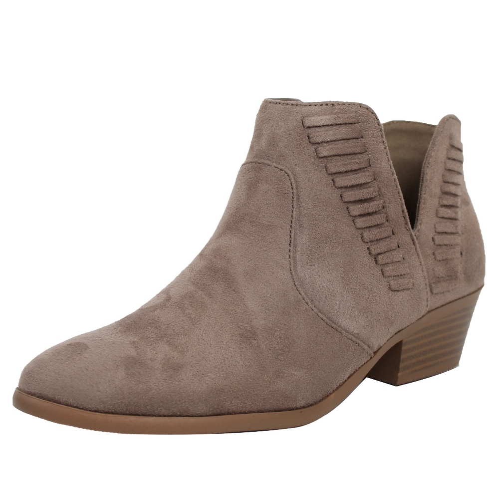 Size 6 Taupe Faux Suede V Cut Low Stacked Heel - Picture 2 of 6